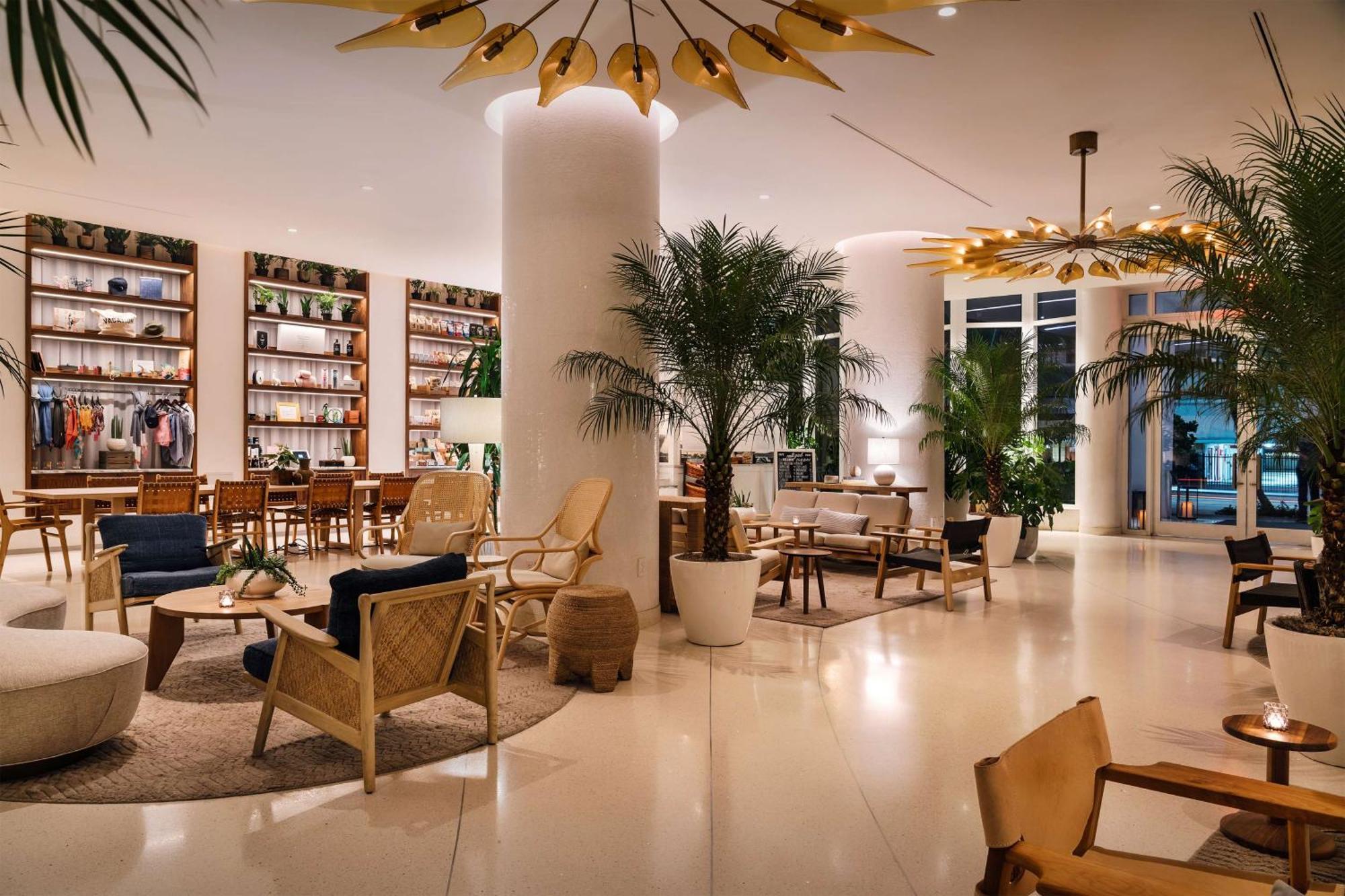 Nautilus Sonesta Miami Beach Ngoại thất bức ảnh The lobby of the 1 Hotel South Beach