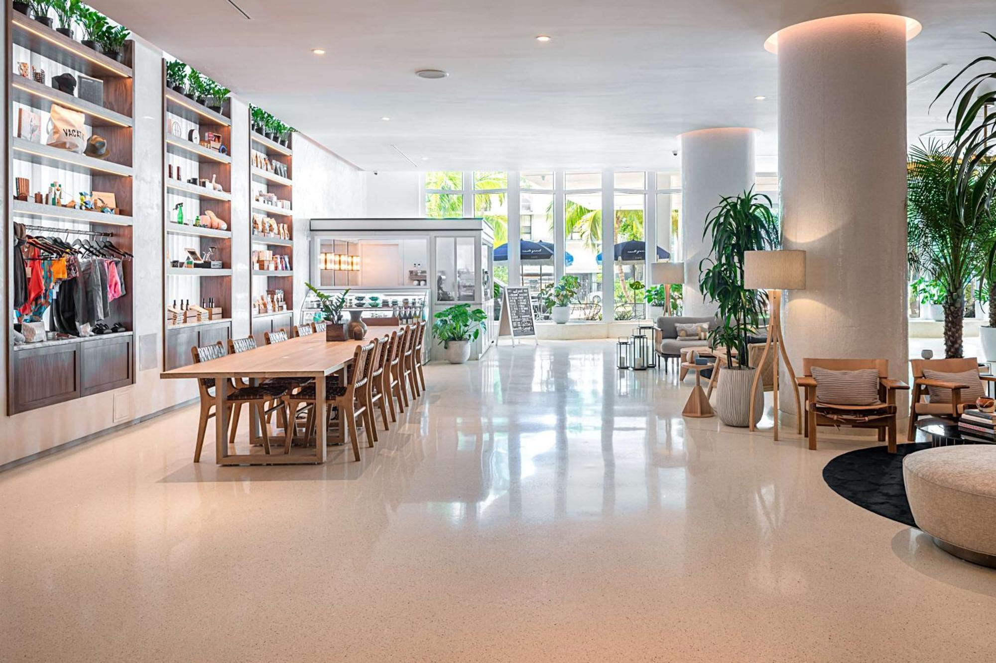 Nautilus Sonesta Miami Beach Ngoại thất bức ảnh The interior of the lounge